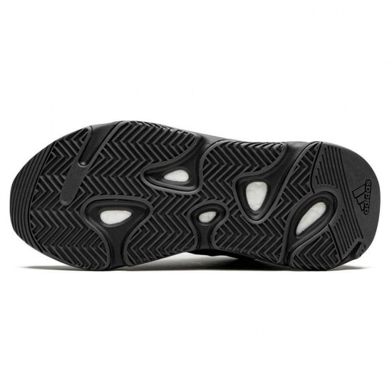 Adidas Yeezy Boost 700 MNVN 'Triple Black' FV4440 Adidas Yeezy Boost 700 MNVN 'Triple Black' FV4440