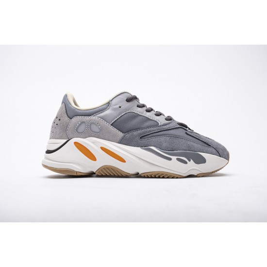 yeezy 700 magnet