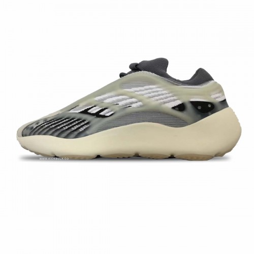 Mid YEEZY 700 V3 FADE SALT ID1674 1 500x500