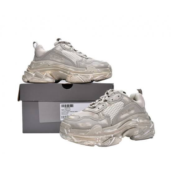 Balenciaga Triple S Beige 524039 W2FA1 9710 Balenciaga Triple S Beige 524039 W2FA1 9710