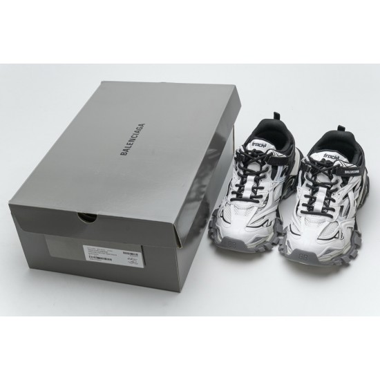 Balenciaga Track 2 Sneaker Black White 570391 W2GN3 1090 Balenciaga Track 2 Sneaker Black White 570391 W2GN3 1090