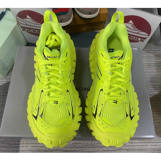 Balenciaga Defender Rubber FLUO YELLOW BLACK 685613W2RAB7510 Balenciaga Defender Rubber FLUO YELLOW BLACK 685613W2RAB7510
