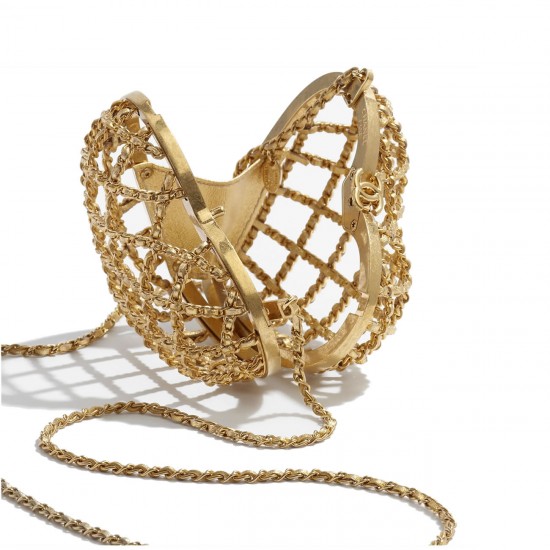 CHANEL HEART MINAUDIERE SMALL BAG CHANEL HEART MINAUDIERE SMALL BAG