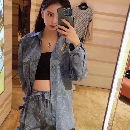 Louis Vuitton silk Shirt Louis Vuitton silk Shirt