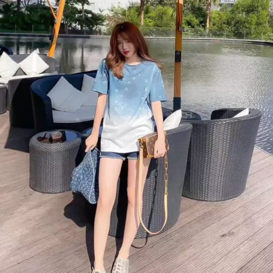 Louis Vuitton Blue White gradient T-shirt Louis Vuitton Blue White gradient T-shirt