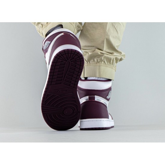 AIR JORDAN 1 RETRO HIGH OG 'BORDEAUX' 555088-611 AIR JORDAN 1 RETRO HIGH OG 'BORDEAUX' 555088-611