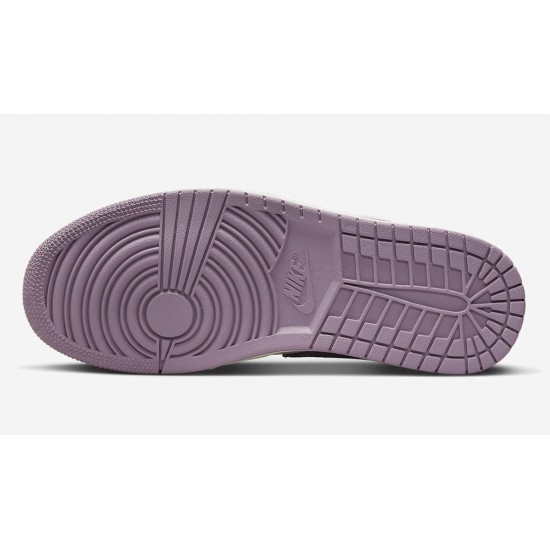 AIR JORDAN 1 LOW STANDS 2022 DR8057-500 AIR JORDAN 1 LOW STANDS 2022 DR8057-500