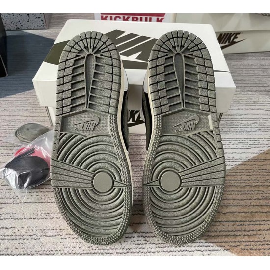 Children's shoes TRAVIS SCOTT X AIR JORDAN 1 LOW OG PS 'OLIVE' DZ5909-106 Children's shoes TRAVIS SCOTT X AIR JORDAN 1 LOW OG PS 'OLIVE' DZ5909-106