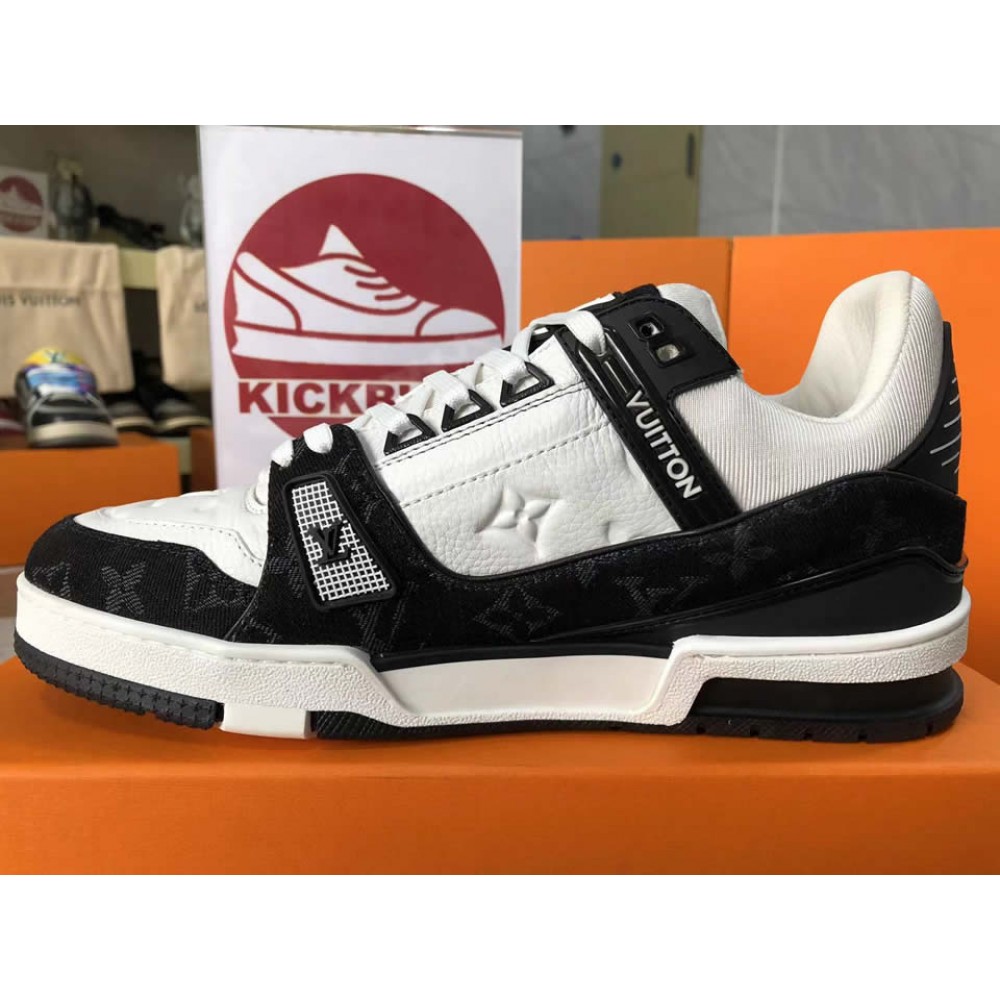 Louis Vuitton LV Trainer – Black & White Grained Calf Leather
