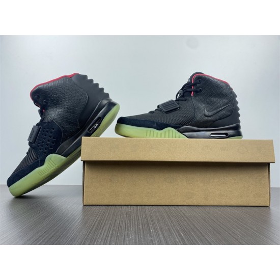 AIR YEEZY 2 NRG 'SOLAR RED' SAMPLE 508214-006 AIR YEEZY 2 NRG 'SOLAR RED' SAMPLE 508214-006