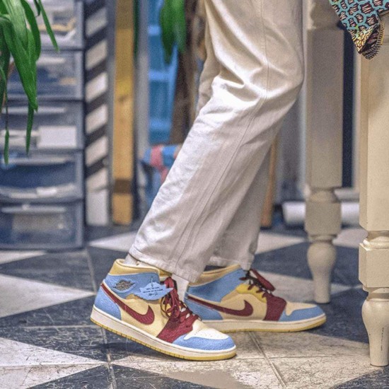 Nike Maison Chateau Rouge X Air Jordan 1 Mid Se Fearless Cu2803 0