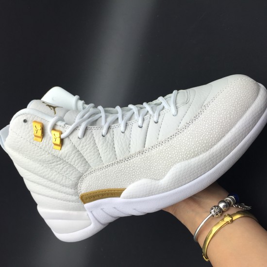 AIR JORDAN 12 RETRO OVO "WHITE / METALLIC GOLD" 873864-102