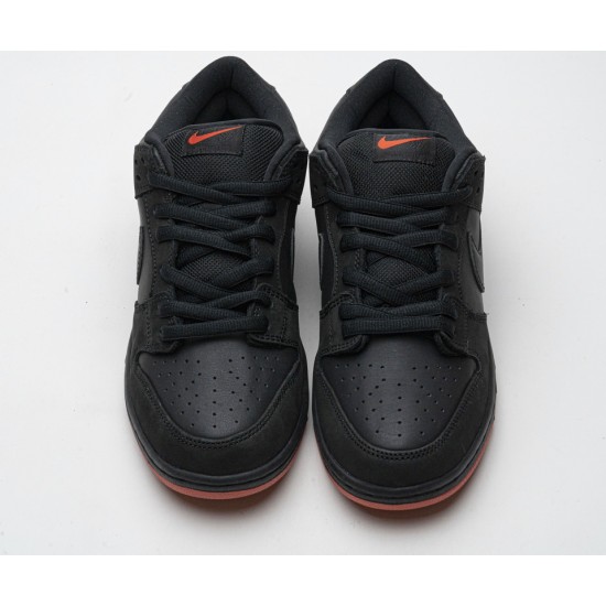 Nike Dunk Low SB TRD QS Black Pigeon 883232-008