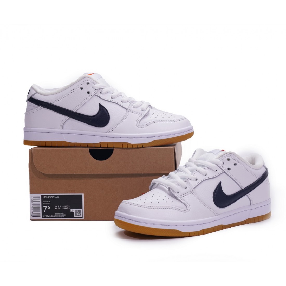 dunk low pro iso white navy