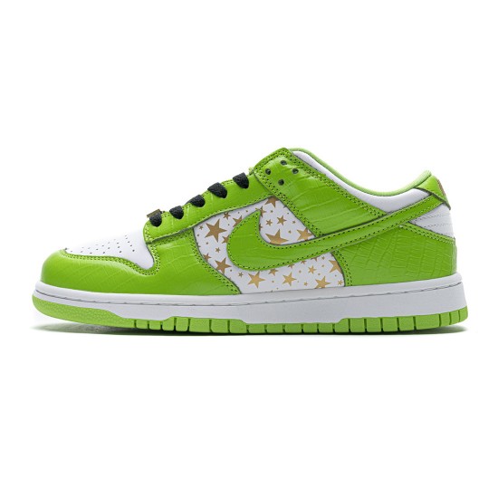 Supreme x Nike SB Dunk Low 'Green Stars' DH3228-101 Supreme x Nike SB Dunk Low 'Green Stars' DH3228-101