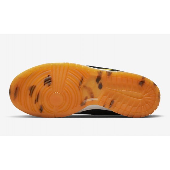 NIKE DUNK LOW GS 'GOD OF WEALTH' 2022 DQ5351-001 NIKE DUNK LOW GS 'GOD OF WEALTH' 2022 DQ5351-001