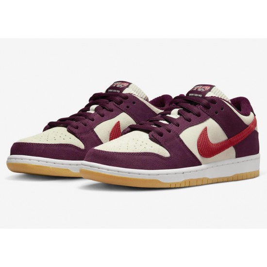 SKATE LIKE A GIRL X NIKE DUNK LOW SB 2022 DX4589-600