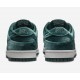 NIKE DUNK LOW 'GREEN VELVET' WMNS 2022 DZ5224-300 NIKE DUNK LOW 'GREEN VELVET' WMNS 2022 DZ5224-300