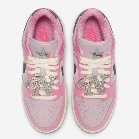 NIKE DUNK LOW LX 'BARBIE' WMNS FN8927-621 NIKE DUNK LOW LX 'BARBIE' WMNS FN8927-621