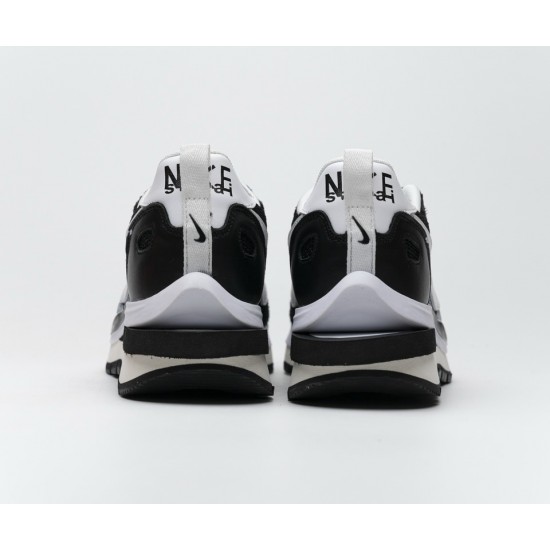 Sacai x Nike Pegasua Vaporfly Black White CI9928-001 Sacai x Nike Pegasua Vaporfly Black White CI9928-001