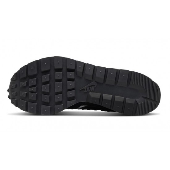 SACAI X JEAN PAUL GAULTIER X VAPORWAFFLE 'BLACK' DH9186-001 SACAI X JEAN PAUL GAULTIER X VAPORWAFFLE 'BLACK' DH9186-001