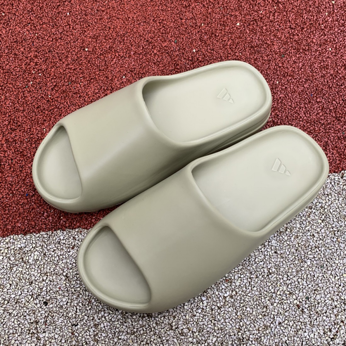 ADIDAS YEEZY SLIDE 'black/bone white/coffee/brown/yellow/green/sand' Fv8425 for sale