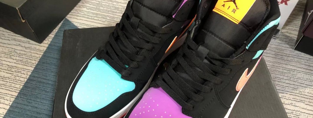 AIR JORDAN 1 MID GS 'CANDY' 554725-083 Kickbulk Sneaker retail wholesale Camera Photos