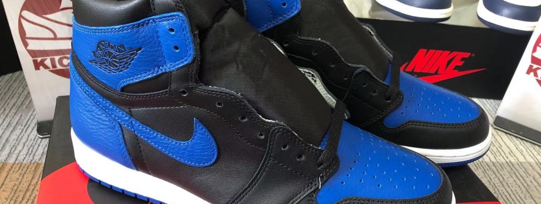 Air Jordan 1 Retro High OG 'Royal' 2017 555088-007 Camera Photos Kickbulk Sneaker shoes footwear retail wholesale Air Jordan 1 Retro High OG 'Royal' 2017 555088-007 Camera Photos Kickbulk Sneaker shoes footwear retail wholesale