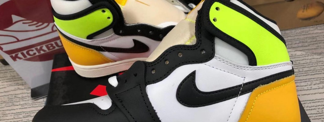 Air Jordan 1 Retro High OG 'Volt Gold' 555088-118 Kickbulk Sneaker Camera photos