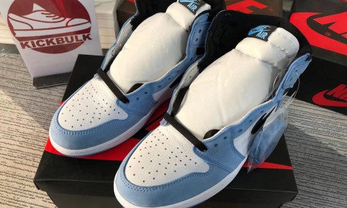 Air Jordan 1 High OG University Blue 555088-134 Kickbulk Camera photos