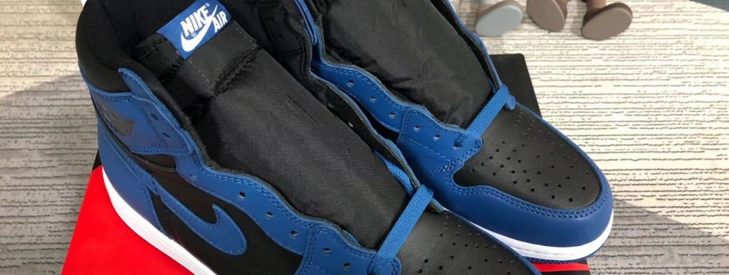 AIR JORDAN 1 RETRO HIGH OG 'DARK MARINA BLUE' 555088-404 Kickbulk Sneaker Camera photos AIR JORDAN 1 RETRO HIGH OG 'DARK MARINA BLUE' 555088-404 Kickbulk Sneaker Camera photos