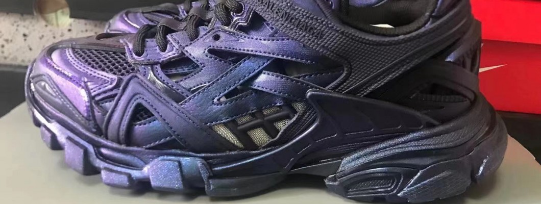 Balenciaga Track 2 Sneaker Chameleon Kickbulk Sneaker shoes Camera photos Balenciaga Track 2 Sneaker Chameleon Kickbulk Sneaker shoes Camera photos