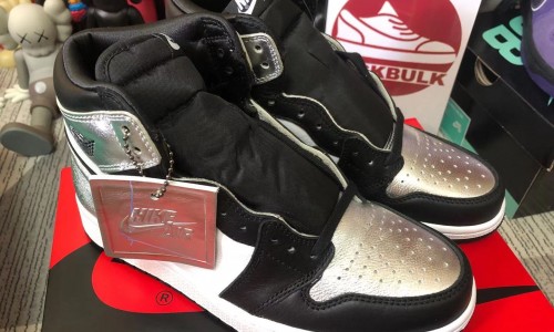 Air Jordan 1 High OG 'Metallic Silver' CD0461-001 Kickbulk Sneaker Camera Photos