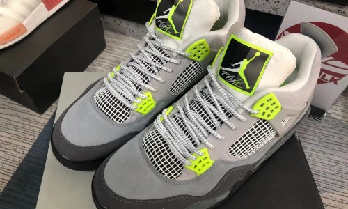 Air Jordan 4 Retro SE 'Neon 95' CT5342-007 Kickbulk Sneaker camera photos