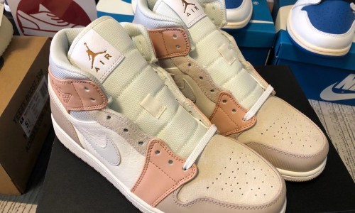 Air Jordan 1 Mid 'Milan' CV3044-100 Kickbulk Sneaker Camera Photos