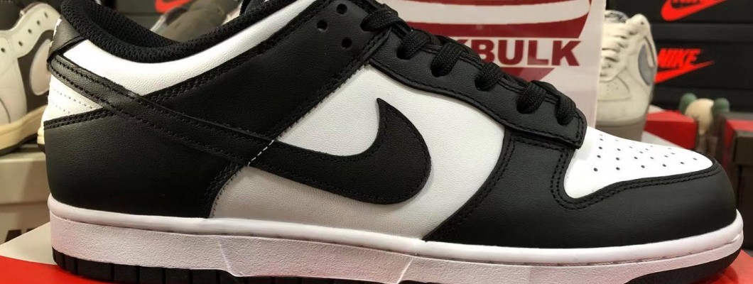 Nike SB Dunk Low Pro Black White DD1391-100 Kickbulk Sneaker Camera photos Nike SB Dunk Low Pro Black White DD1391-100 Kickbulk Sneaker Camera photos