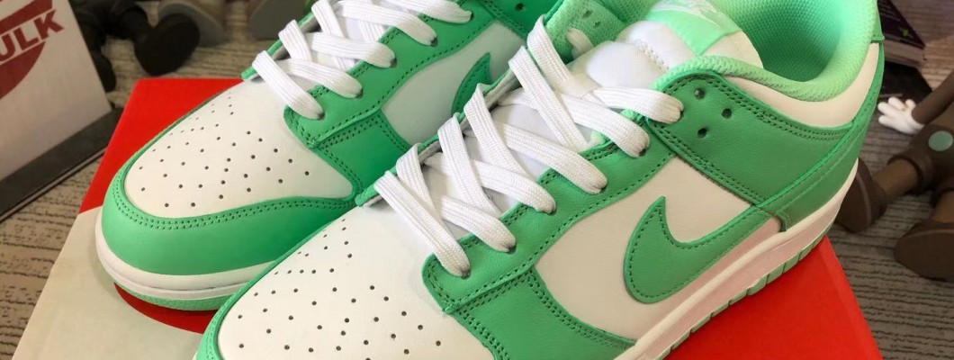 Nike DUNK LOW WMNS 'GREEN GLOW' DD1503-105 Kickbulk Sneaker Camera photos Nike DUNK LOW WMNS 'GREEN GLOW' DD1503-105 Kickbulk Sneaker Camera photos