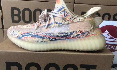 Adidas Yeezy boost 350 V2 MX Oat GW3773 Kickbulk Sneaker Camera Photos