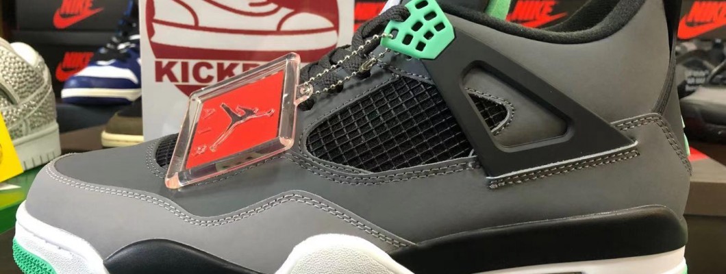 AIR JORDAN 4 RETRO 'GREEN GLOW' 308497-033 Kickbulk Sneaker Camera photos AIR JORDAN 4 RETRO 'GREEN GLOW' 308497-033 Kickbulk Sneaker Camera photos
