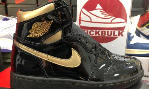 AIR JORDAN 1 HIGH OG 'BLACK GOLD' PATENT LEATHER 555088-032 Kickbulk Sneaker Camera photos reviews