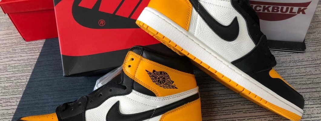 Air Jordan 1 OG High 'Yellow Toe' 2022 555088-711 Kickbulk Sneaker Camera photos