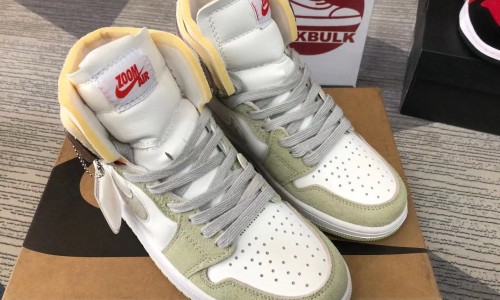 Air Jordan 1 Zoom CMFT 'Olive Aura' CT0979-102 Kickbulk Sneaker Camera photos