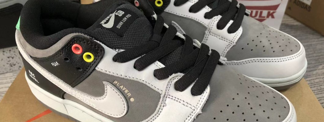Nike SB Dunk Low VX1000 CV1659-001 Kickbulk Sneaker Camera photos Nike SB Dunk Low VX1000 CV1659-001 Kickbulk Sneaker Camera photos