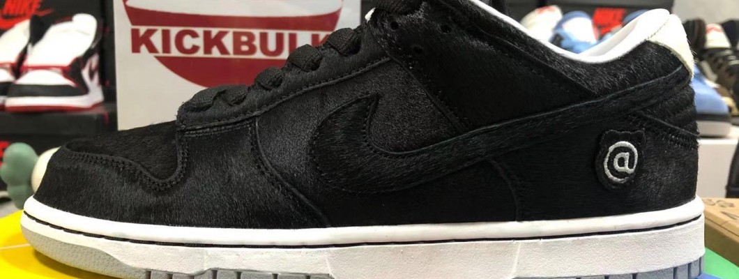 Medicom x Nike SB Dunk Low 'BE@RBRICK' CZ5127-001 Kickbulk Sneaker Camera photos reviews Medicom x Nike SB Dunk Low 'BE@RBRICK' CZ5127-001 Kickbulk Sneaker Camera photos reviews