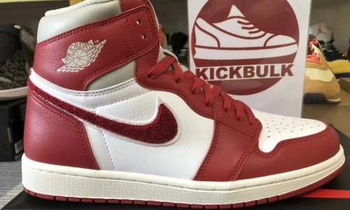 AIR JORDAN 1 HIGH OG 'NEWSTALGIA CHENILLE' 2022 DJ4891-061 Kickbulk Sneaker Camera photos reviews