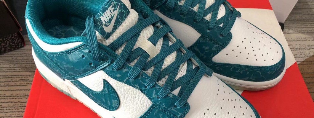 NIKE DUNK LOW 'OCEAN' WMNS 2022 DV3029-100 Kickbulk Sneaker shoes Camera photos reviews NIKE DUNK LOW 'OCEAN' WMNS 2022 DV3029-100 Kickbulk Sneaker shoes Camera photos reviews