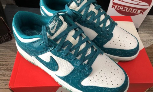 NIKE DUNK LOW 'OCEAN' WMNS 2022 DV3029-100 Kickbulk Sneaker shoes Camera photos reviews