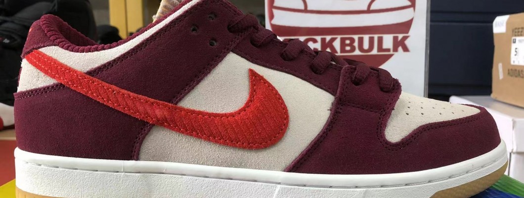 SKATE LIKE A GIRL X NIKE DUNK LOW SB 2022 DX4589-600 Kickbulk Sneaker shoes reviews Camera photos SKATE LIKE A GIRL X NIKE DUNK LOW SB 2022 DX4589-600 Kickbulk Sneaker shoes reviews Camera photos