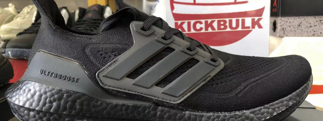 Adidas ULTRABOOST 22 'TRIPLE BLACK' GZ0127 Kickbulk Sneaker shoes Camera photos reviews Adidas ULTRABOOST 22 'TRIPLE BLACK' GZ0127 Kickbulk Sneaker shoes Camera photos reviews