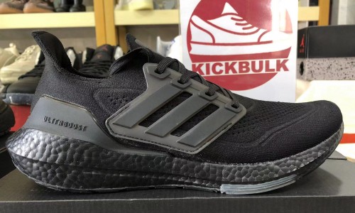 Adidas ULTRABOOST 22 'TRIPLE BLACK' GZ0127 Kickbulk Sneaker shoes Camera photos reviews